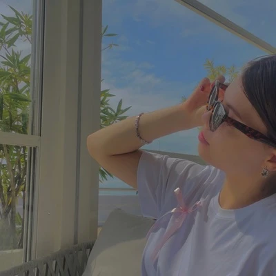 Арина любит кушать