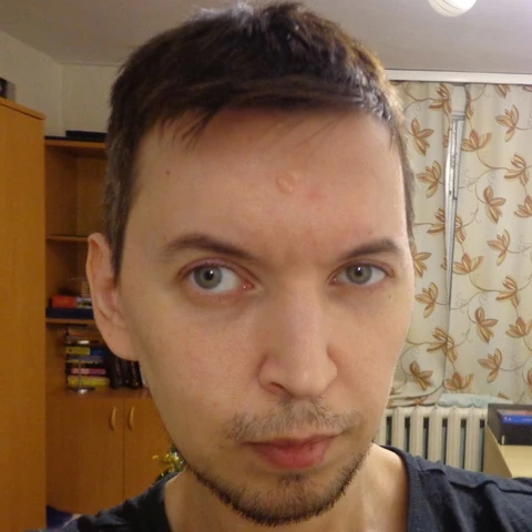 Рома Насыров