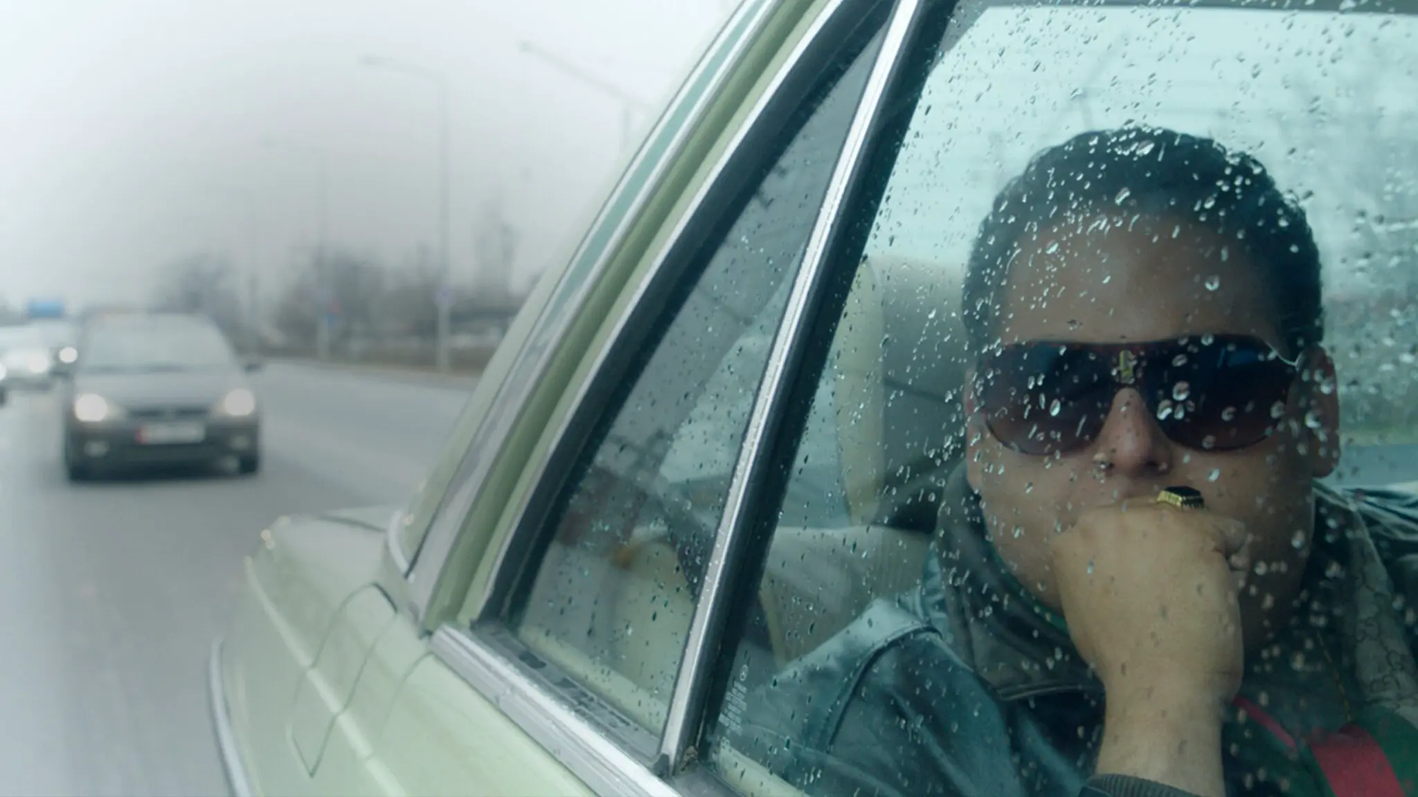 Смотреть Парни со стволами (War Dogs, 2016) на английском с субтитрами ...