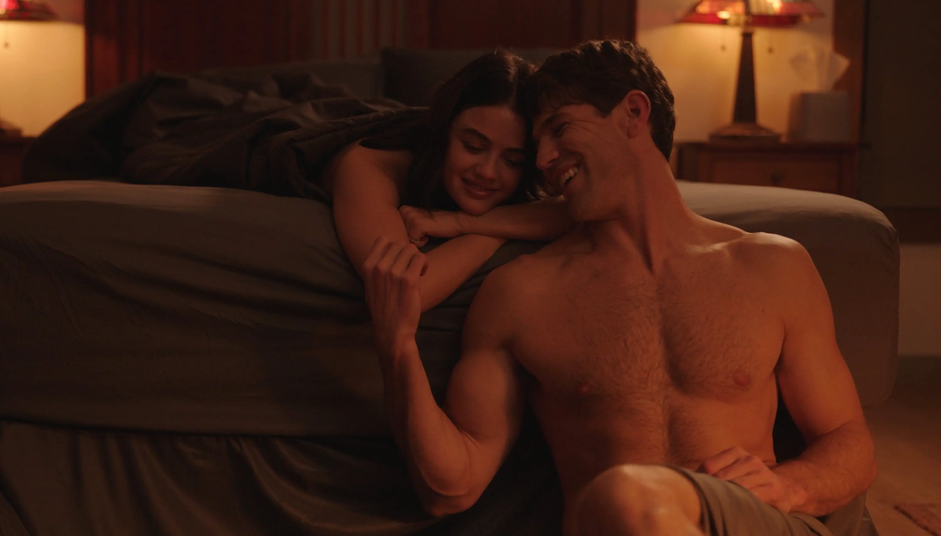 Смотреть Мой любимый враг (The Hating Game, 2021) на английском с ...