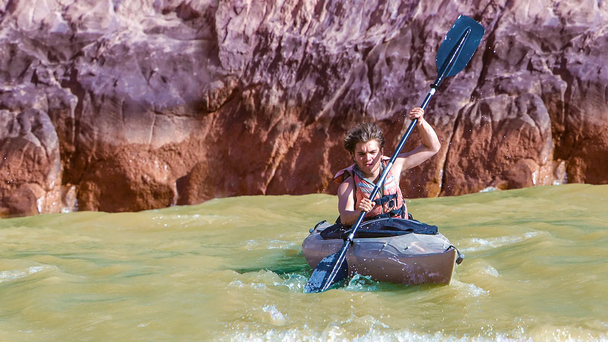 Смотреть В диких условиях (Into the Wild, 2007) на английском с ...